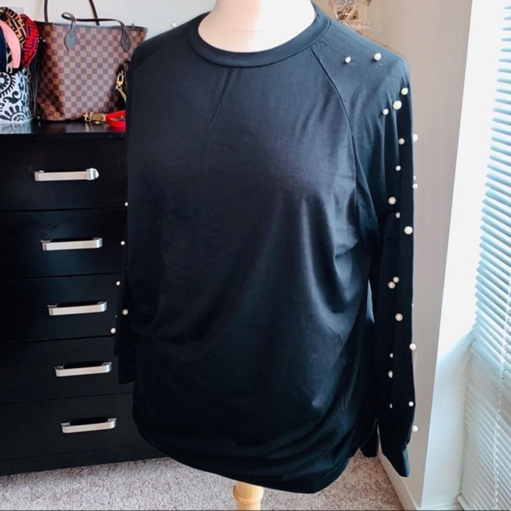 Pearl Sleeve Tunic